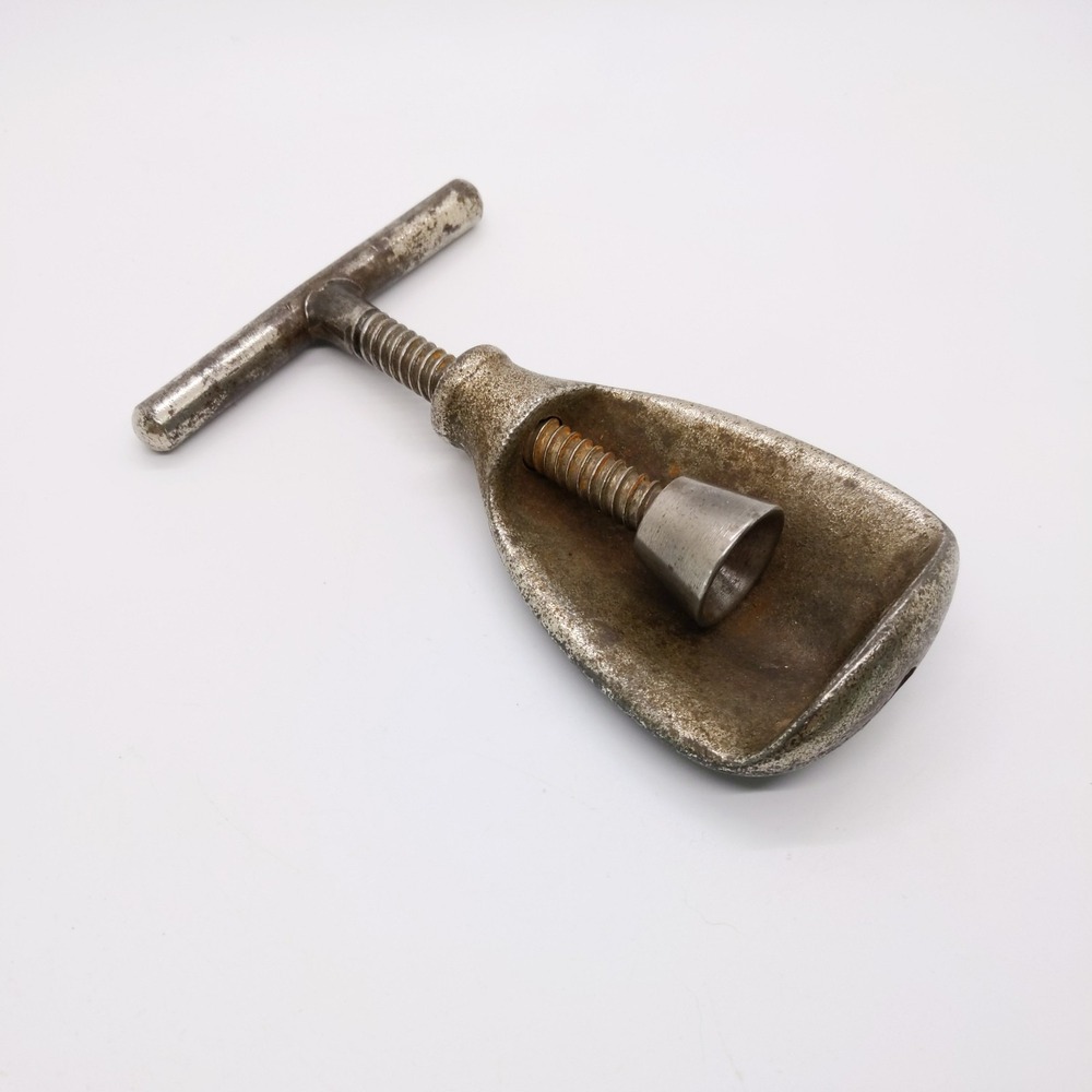 Vintage Metal‎ Screw Clamp Nutcracker with T Bar Handle
